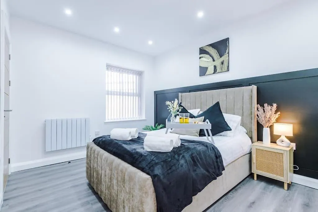 Heart Of Didsbury Luxury 2 Bed Apartment By Hass Haus Manchester 0*,